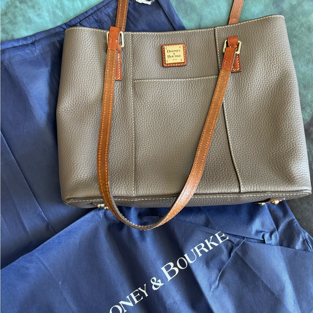 Dooney and Bourke handbag